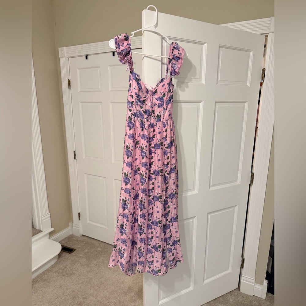ASTR the label wedelia purple and pink floral midi dress